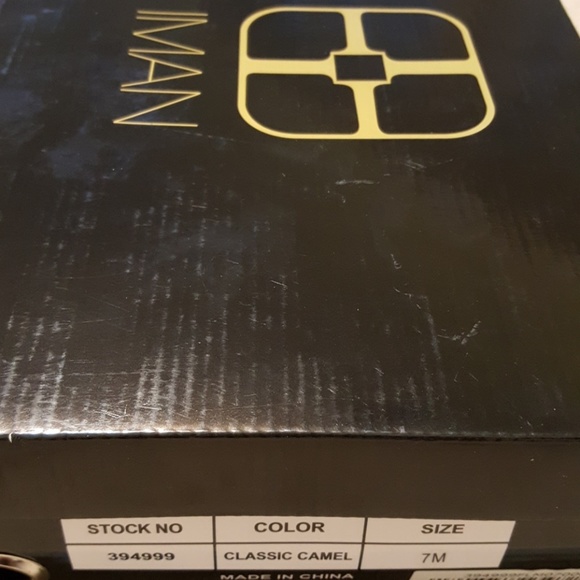New In Box IMAN Camel & Gold Pumps Zip in Back. 7 - Picture 8 of 8